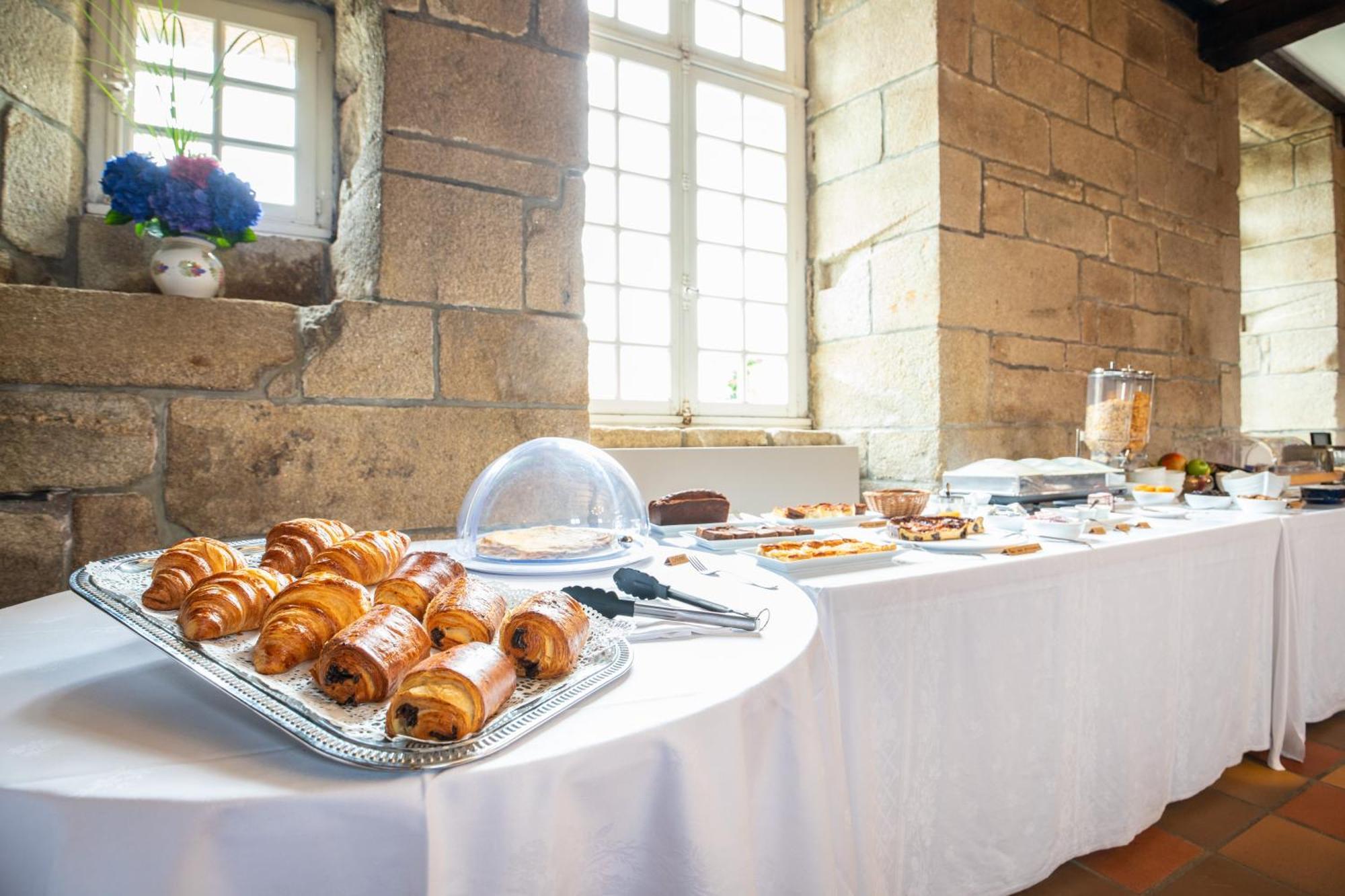 Manoir De Moellien, The Originals Relais Hotel Plonevez-Porzay Luaran gambar