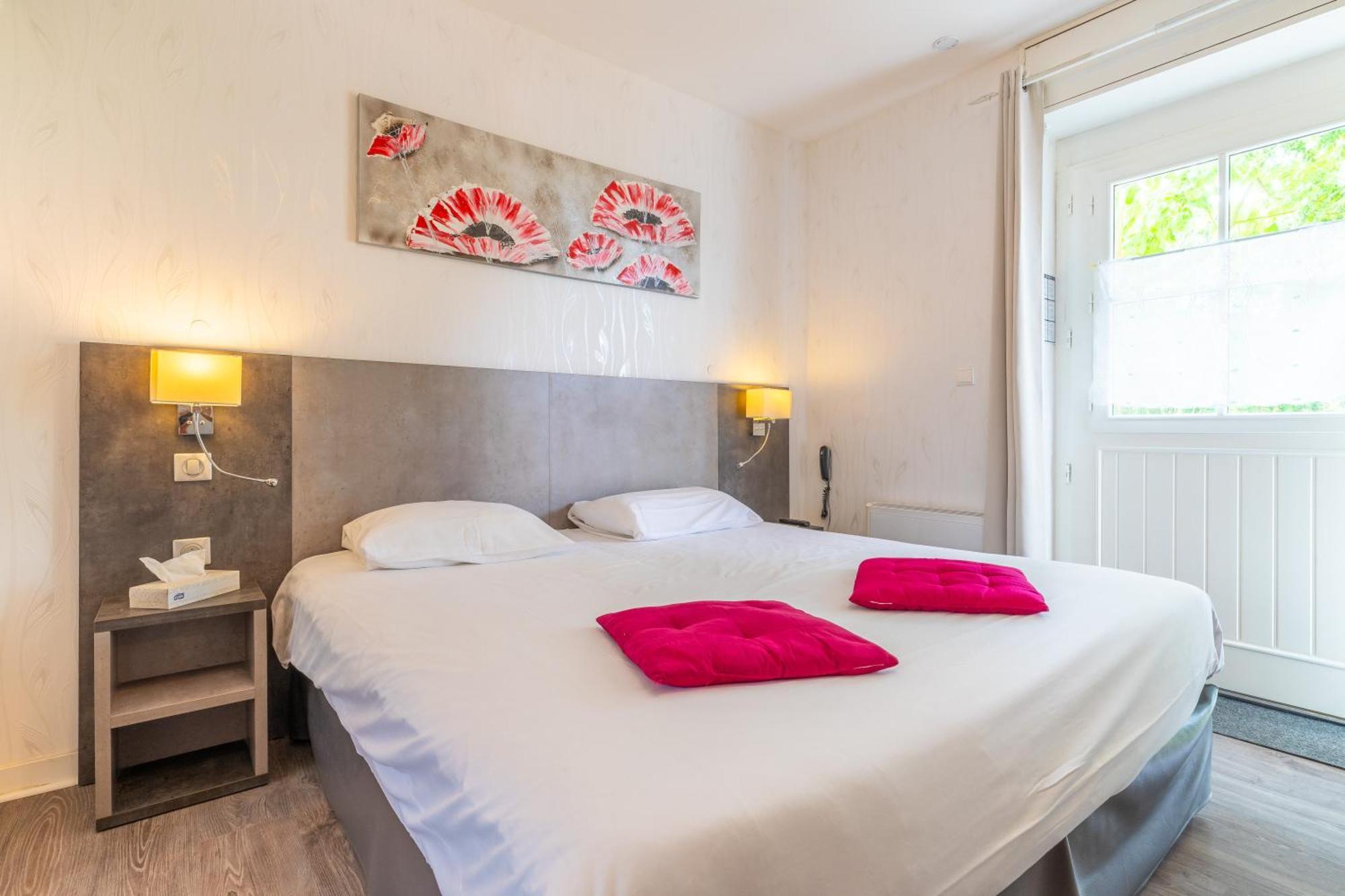 Manoir De Moellien, The Originals Relais Hotel Plonevez-Porzay Luaran gambar